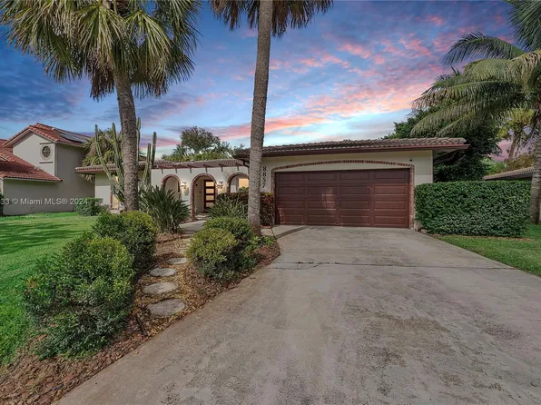 8857 NW 21st St, Coral Springs, FL 33071
