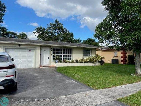2nd image of 7601 NW 21st Ct