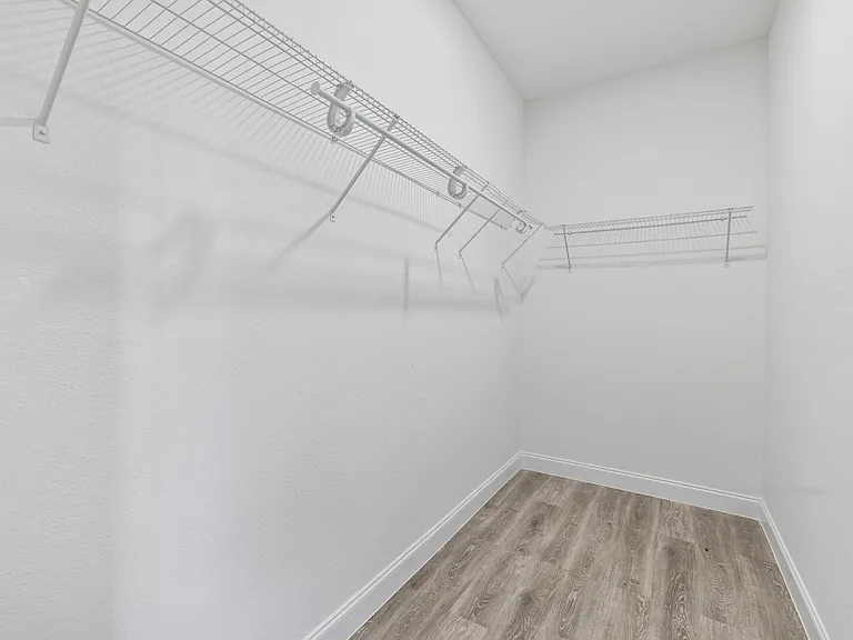 1051 Milwaukee Blvd — Photo 11