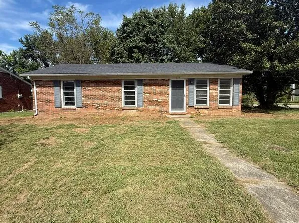 115 Queensway Dr, Versailles, KY 40383
