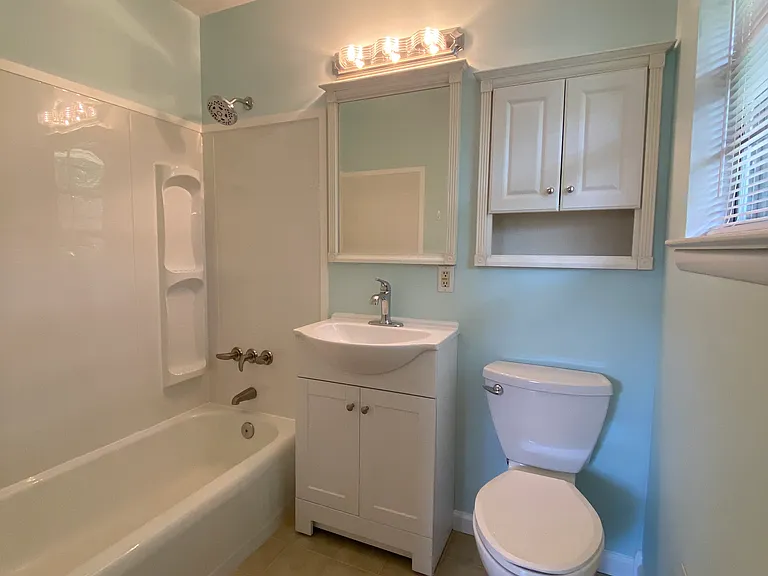923 Greenhill Dr — Photo 26