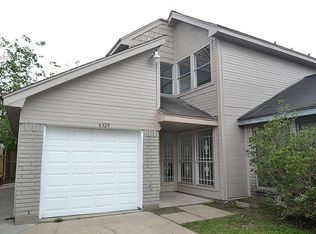 6329 Southwood Ct N, Houston, TX 77035