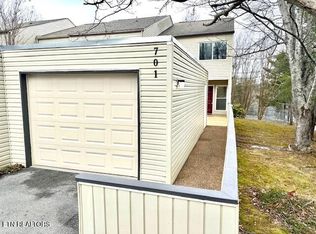 701 Idlewood Ln, Knoxville, TN 37923