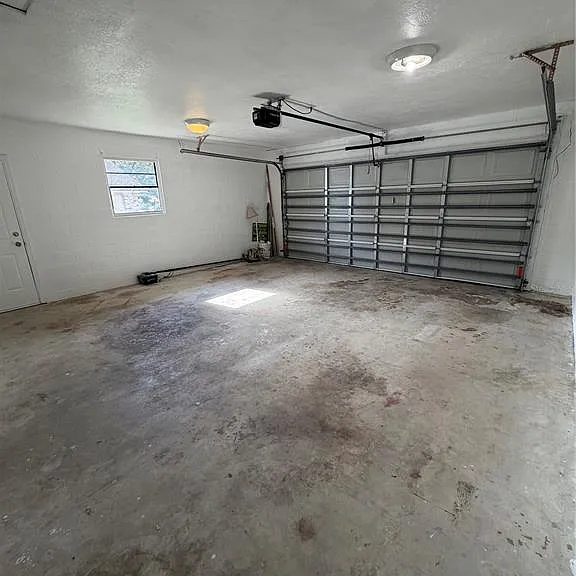 6933 Rembrandt Dr — Photo 31