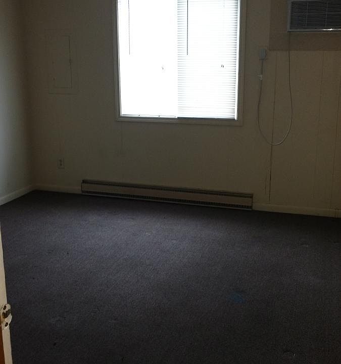 2nd image of 628 Ash St APT 51