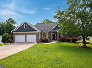 93 Overlook Cir, Dawsonville, GA 30534