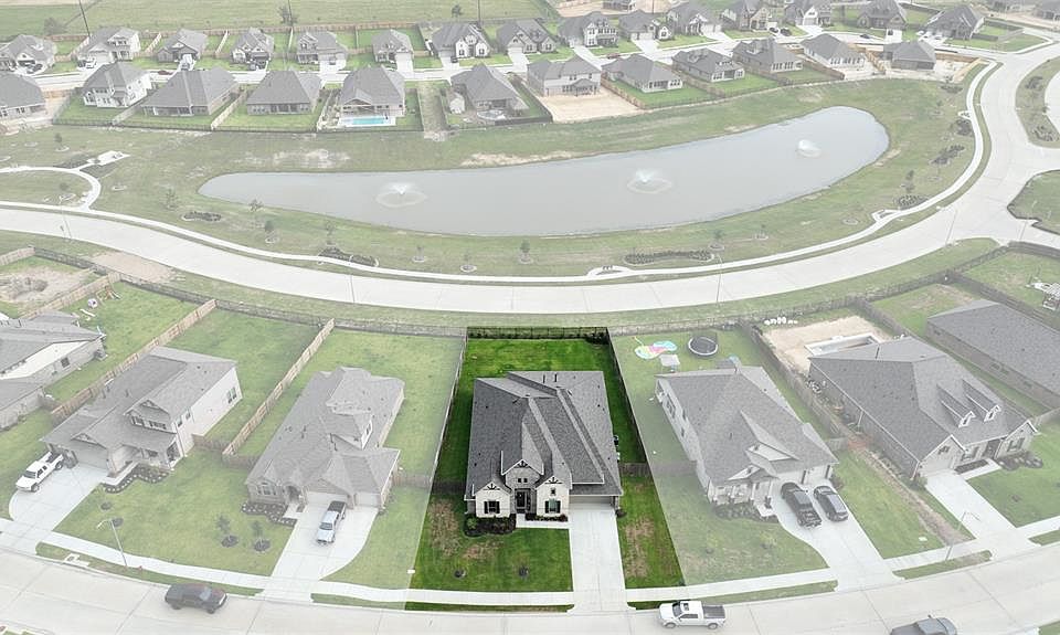 1st image of 15018 Gulfstream Park Avenue