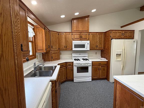 2nd image of 2096 W Willow Ln