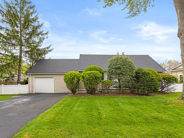 32 Beechwood Rd — Photo 22