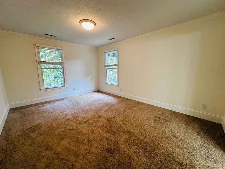 410 Alleghany St — Photo 15