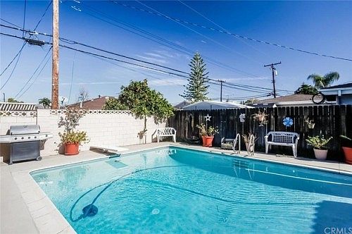 3rd image of 15903 Richvale Dr