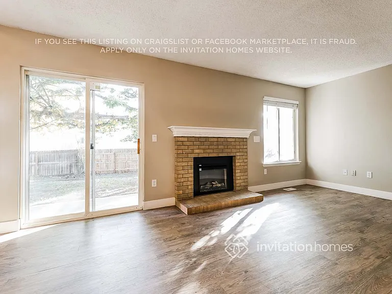 1424 W 132nd Pl — Photo 10