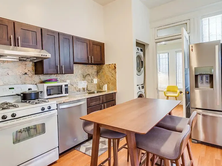 2104 Larkin St — Photo 1