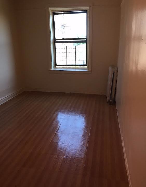 1st image of 2073 Davidson Ave APT 4B
