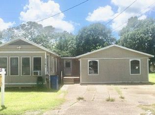3761 5th St, Berwick, LA 70342
