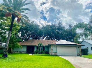 523 Deerfield Dr, Melbourne, FL 32940