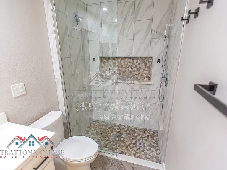 8623 E Devonshire Ave — Photo 35