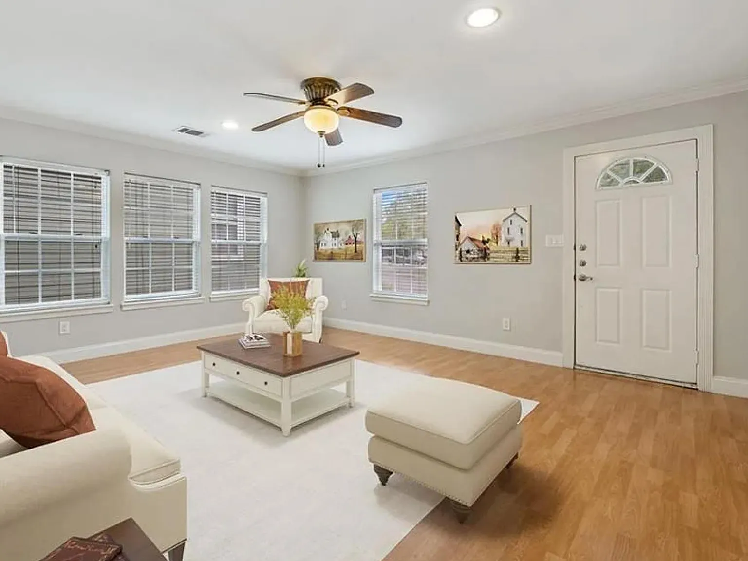 4 bed, 2050 sqft, $4,100 — Photo 3