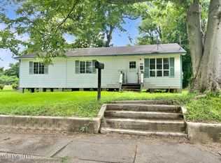 448 College St, Yazoo City, MS 39194