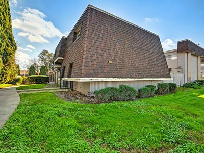 5626 Hillsdale Blvd APT A, Sacramento, CA, 95842