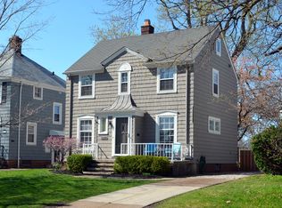 15100 Fernway Ave, Cleveland, OH 44111