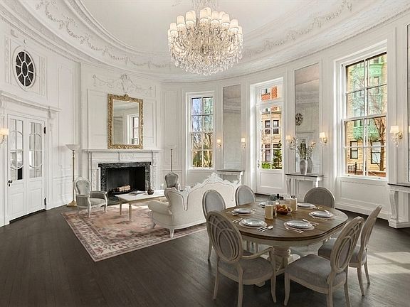 2nd image of 409 Commonwealth Ave #B