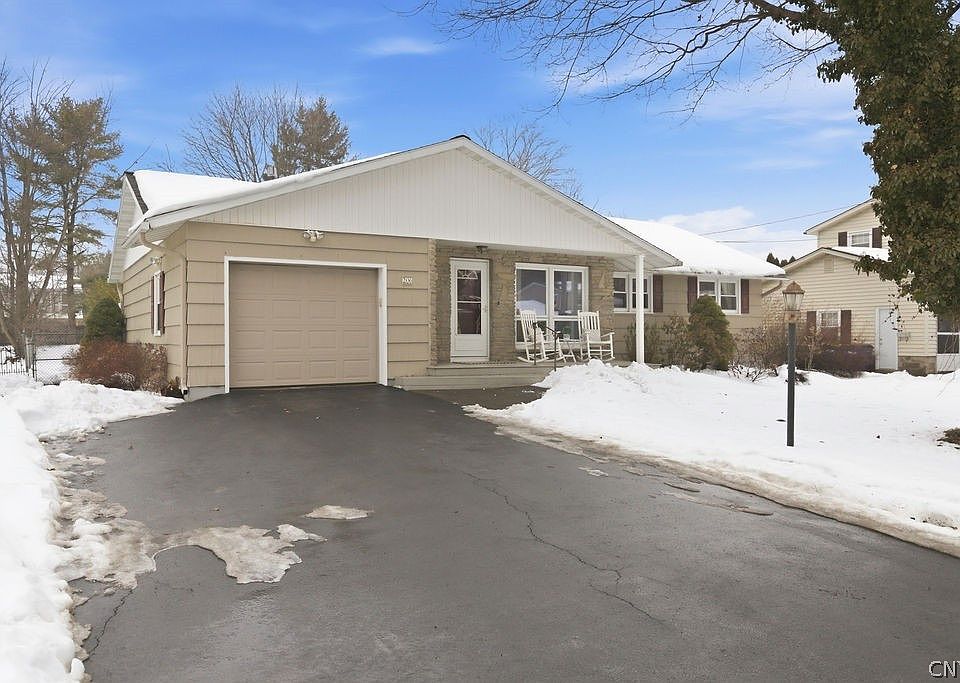 1st image of 206 Haywood Rd