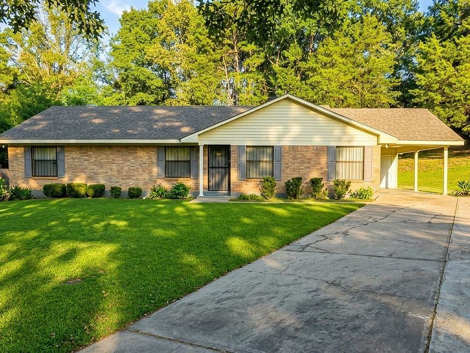 1st image of 316 Crestwood Dr