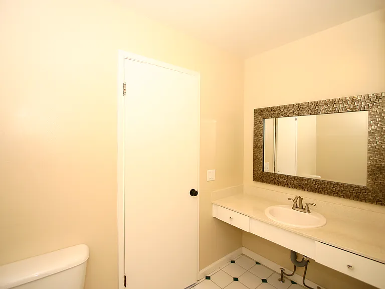 5470 Don Diablo Ct — Photo 14