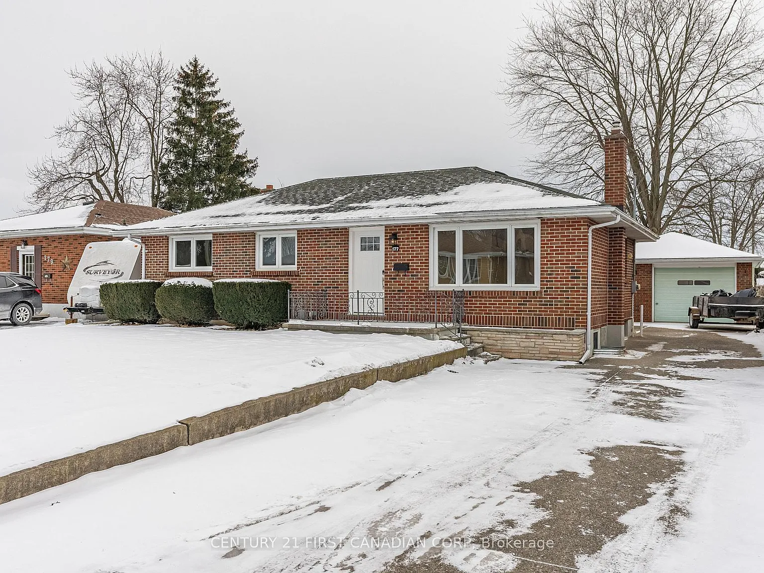 3 bed, $2,000 — Photo 4