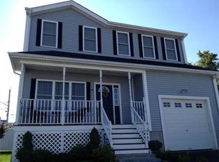 8 Evelyns Way, Fall River, MA 02724