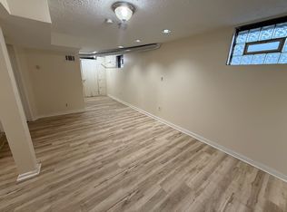 1013 Celina Ave #8, Akron, OH 44307