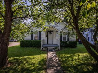 601 N 5th St, Elsberry, MO 63343