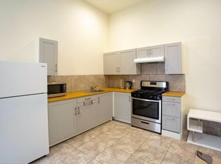10152 Stagg St, Sun Valley, CA 91352