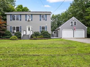 140 Wadleigh Falls Rd, Lee, NH 03861