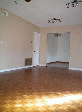 2nd image of 2008 Longwood Dr