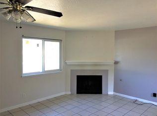 8895 Fox Creek Dr, Stockton, CA 95210