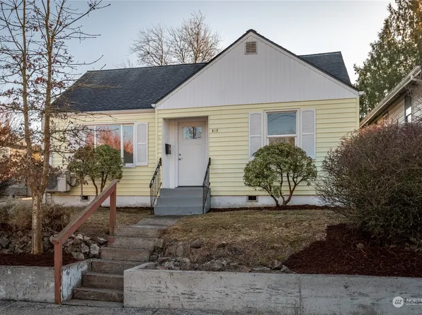 812 Harris Street, Kelso, WA 98626