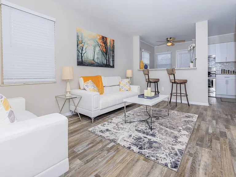 TOWNHOMES AT BLENDON — Photo 37