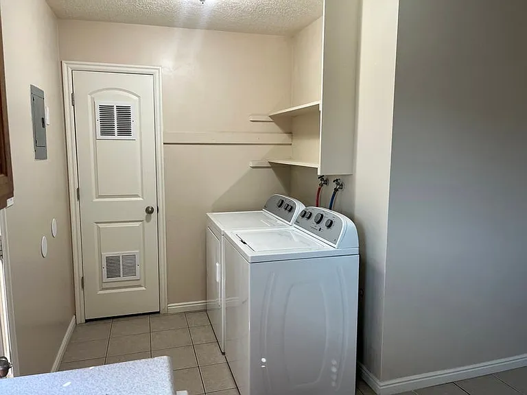 171 W 975 N #171 — Photo 12