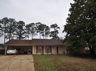 917 Spruce St, Tupelo, MS 38801