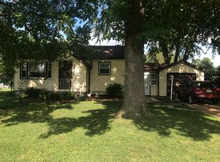 412 N Lebanon St, Mascoutah, IL 62258