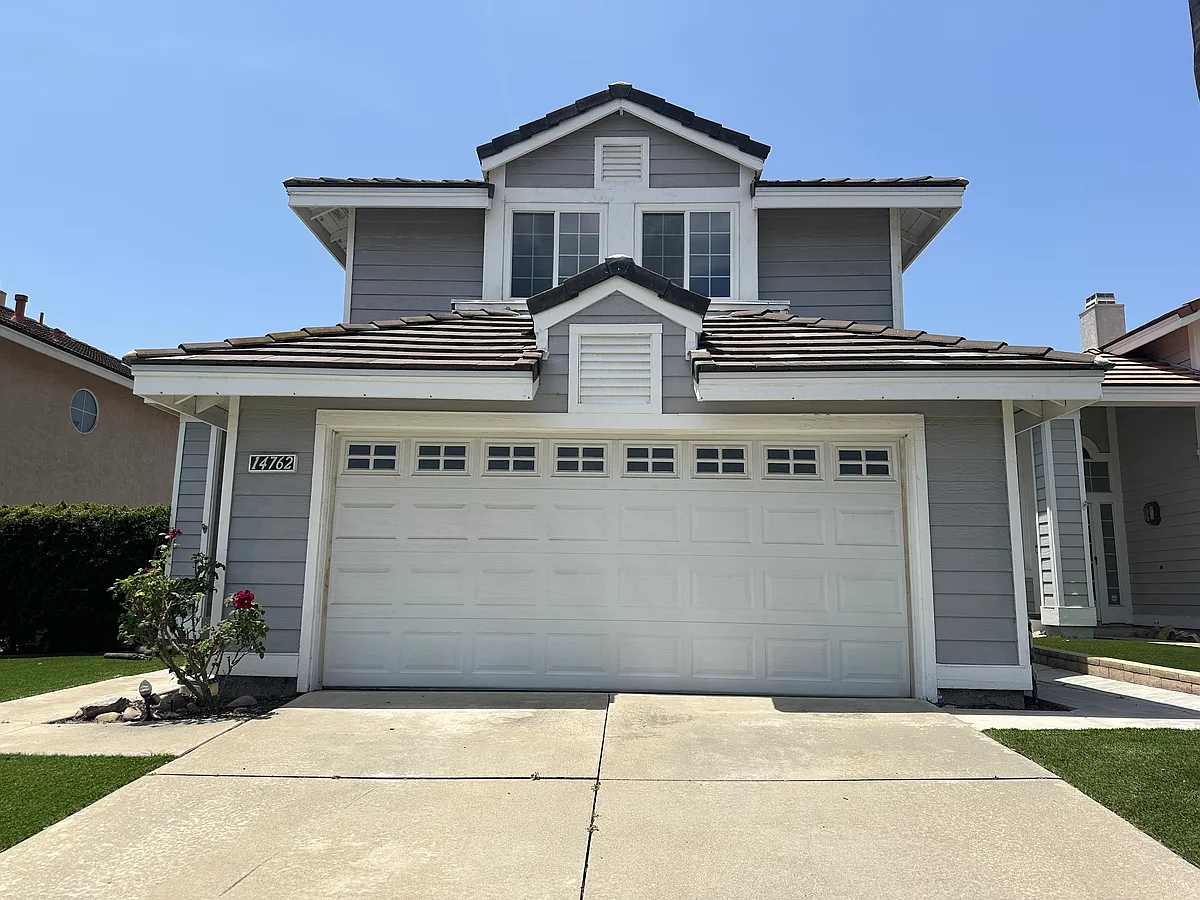 Building Photo - 14762 Carmel Ridge Rd