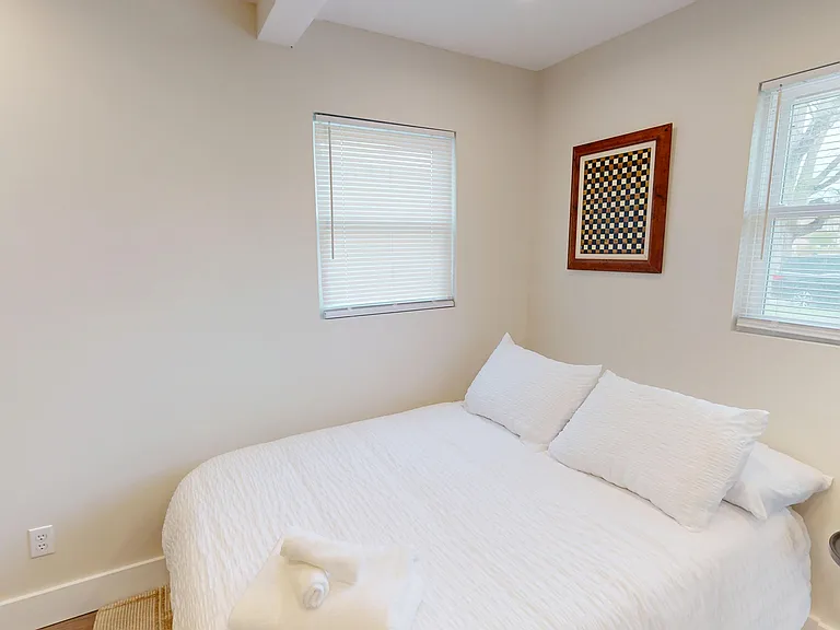 3912 S Landess St — Photo 15
