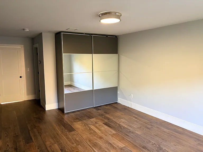 10 Southfield Ln — Photo 16