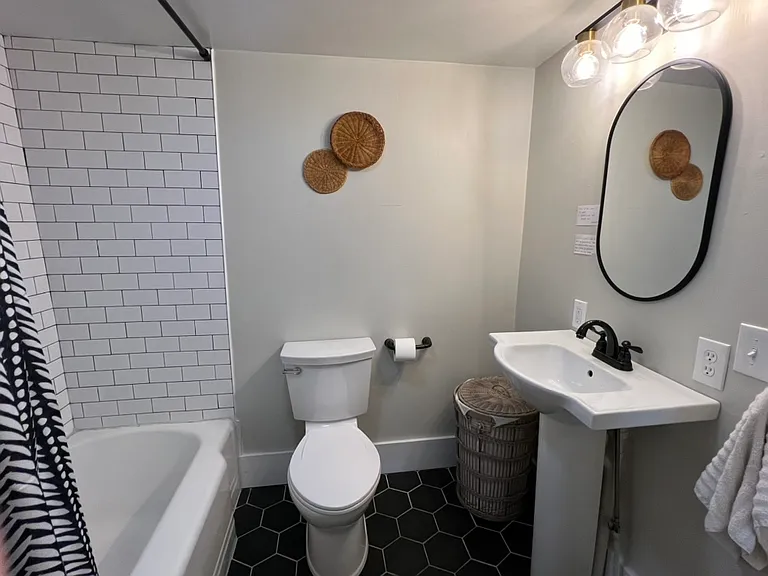 8615 Snow Hill Rd — Photo 24