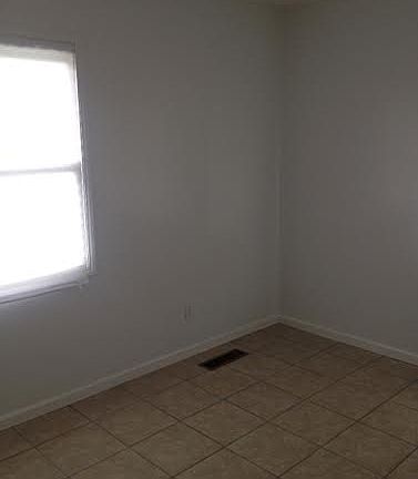 3rd image of 9 Bingham Ct