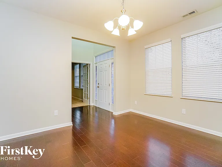 4015 Peregrine Pass Dr — Photo 5