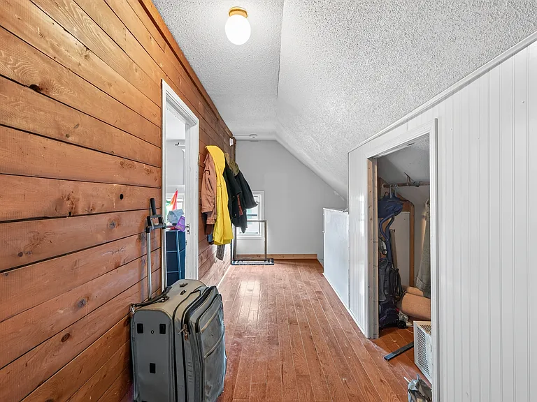 2404 Lyndale Ave S #3 — Photo 16