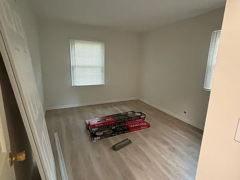 429 South Blvd — Photo 4